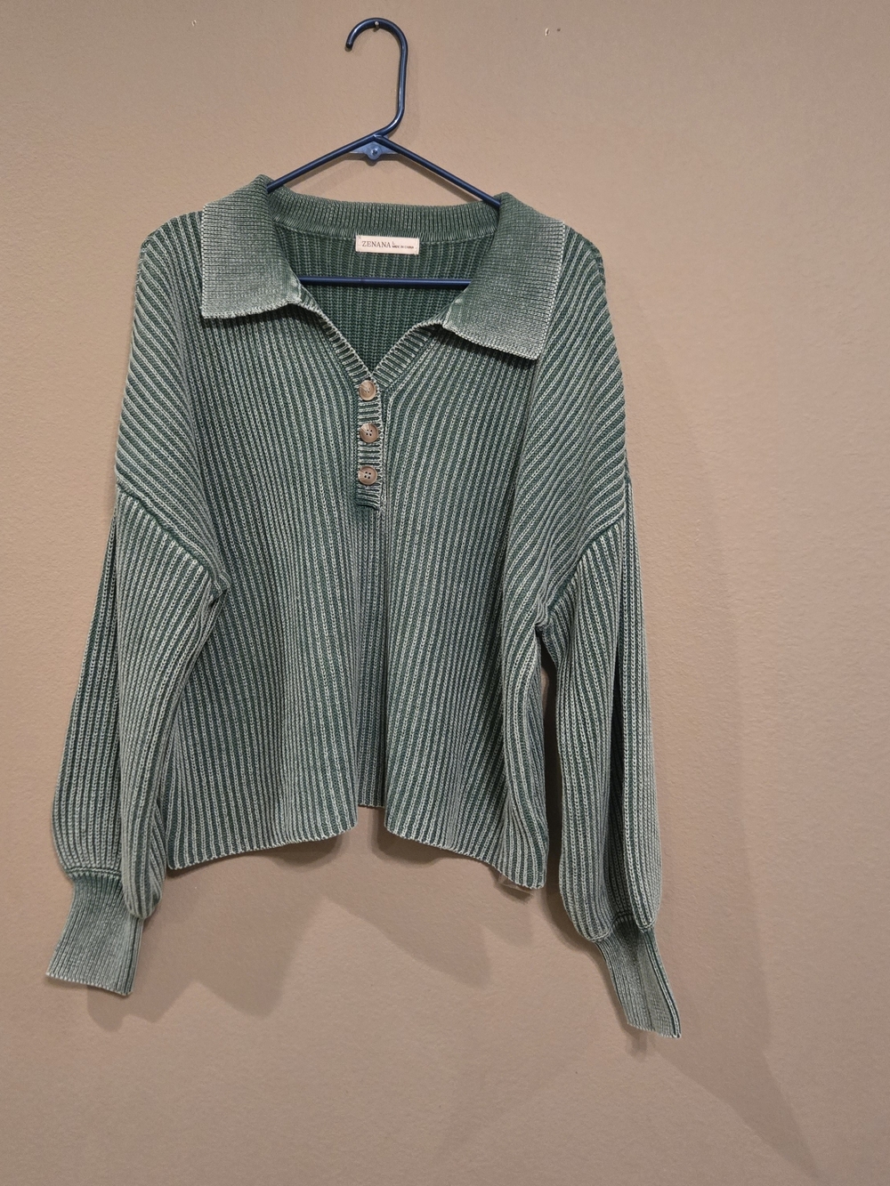 Zenana Outfitters Green Ribbed V-Neck Polo Sweater Size Large NWOT